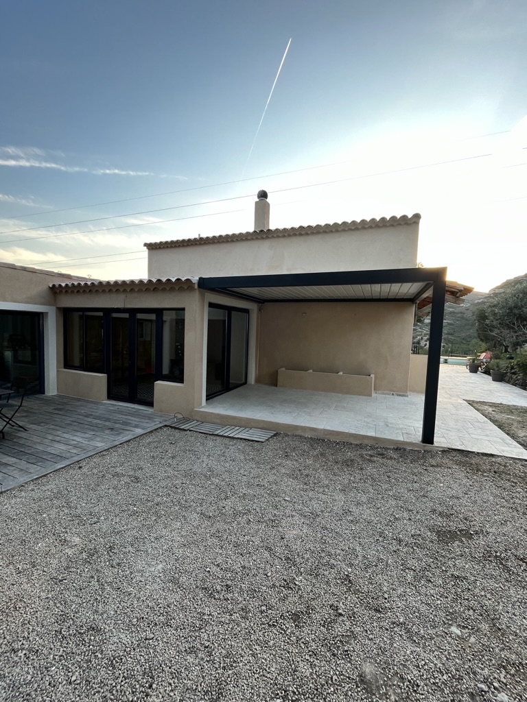 1099F4FD-F6D1-4833-A591-F0EDF2C0F321_1_105_c