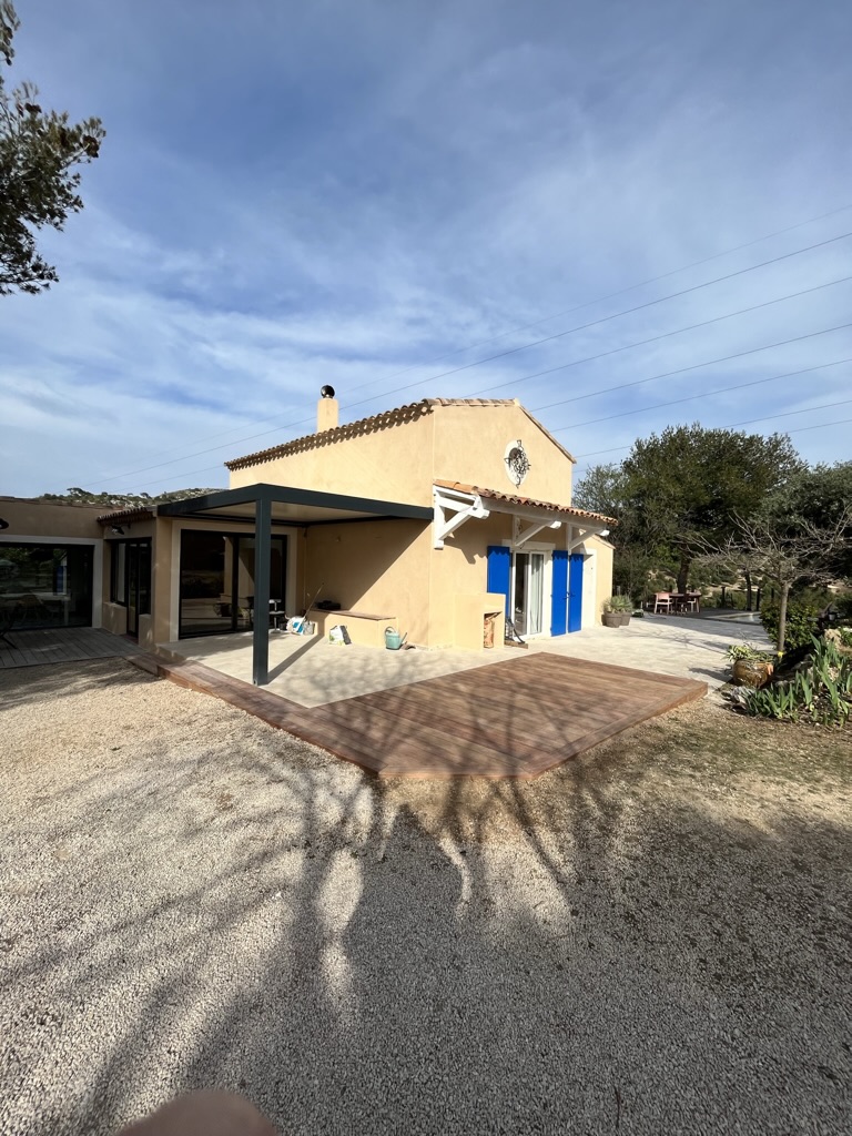 E2486F0A-BBE6-48C8-916E-7D1D6D7FD257_1_105_c