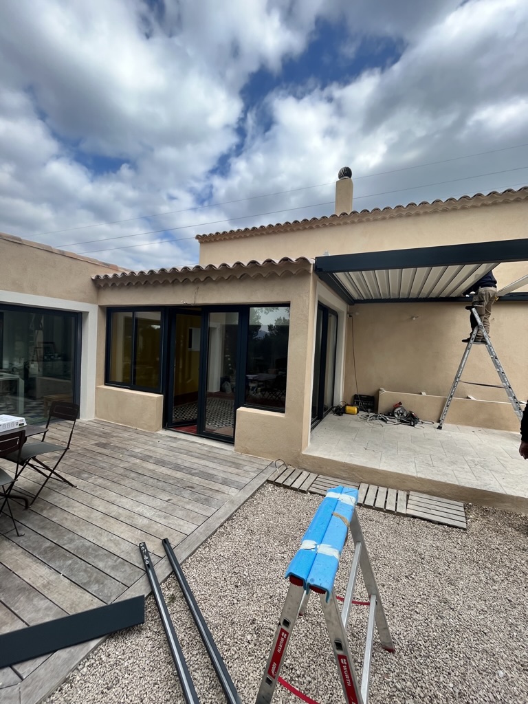 E60B5168-ADF9-465E-9025-CB18C35BA191_1_105_c